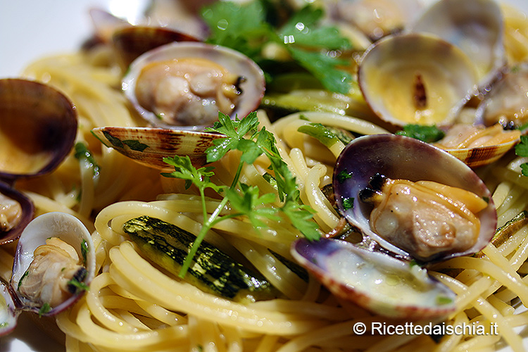 Spaghetti vongole e zucchine