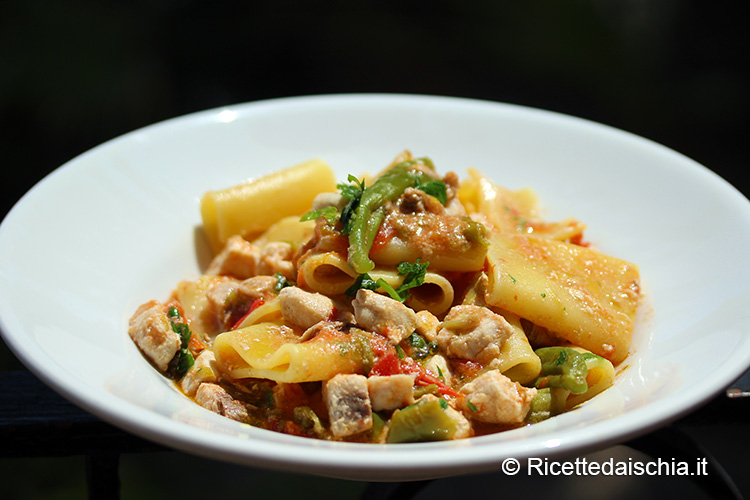 Paccheri pesce spada e peperoncini verdi