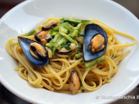 Linguine con cozze e zucchine