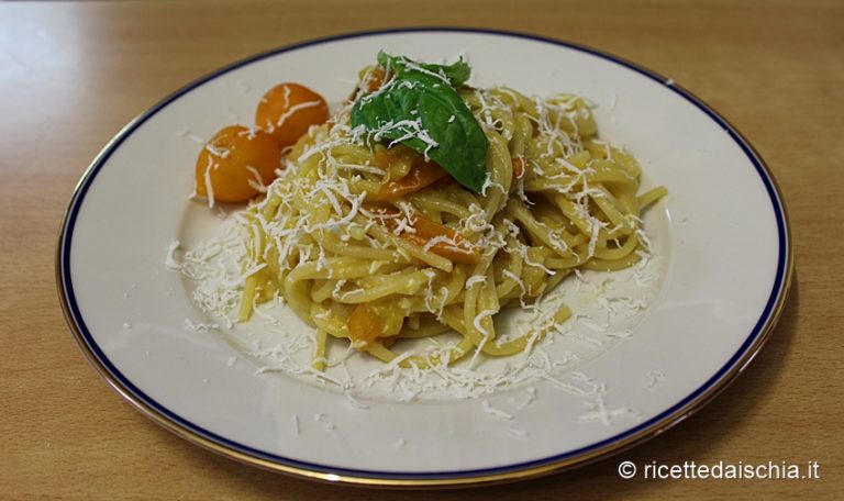 Spaghetti ai pomodorini gialli