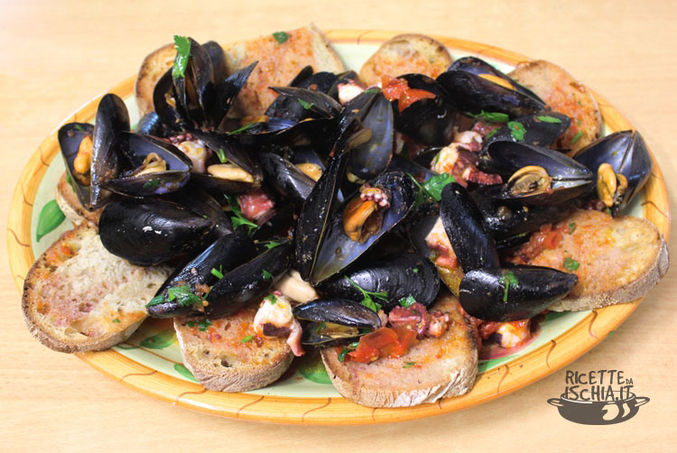 La zuppa di cozze alla napoletana